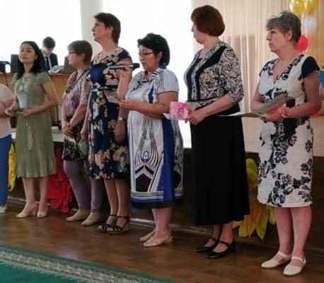 ТОРЖЕСТВЕННОЕ ВРУЧЕНИЕ АТТЕСТАТОВ 2019г.